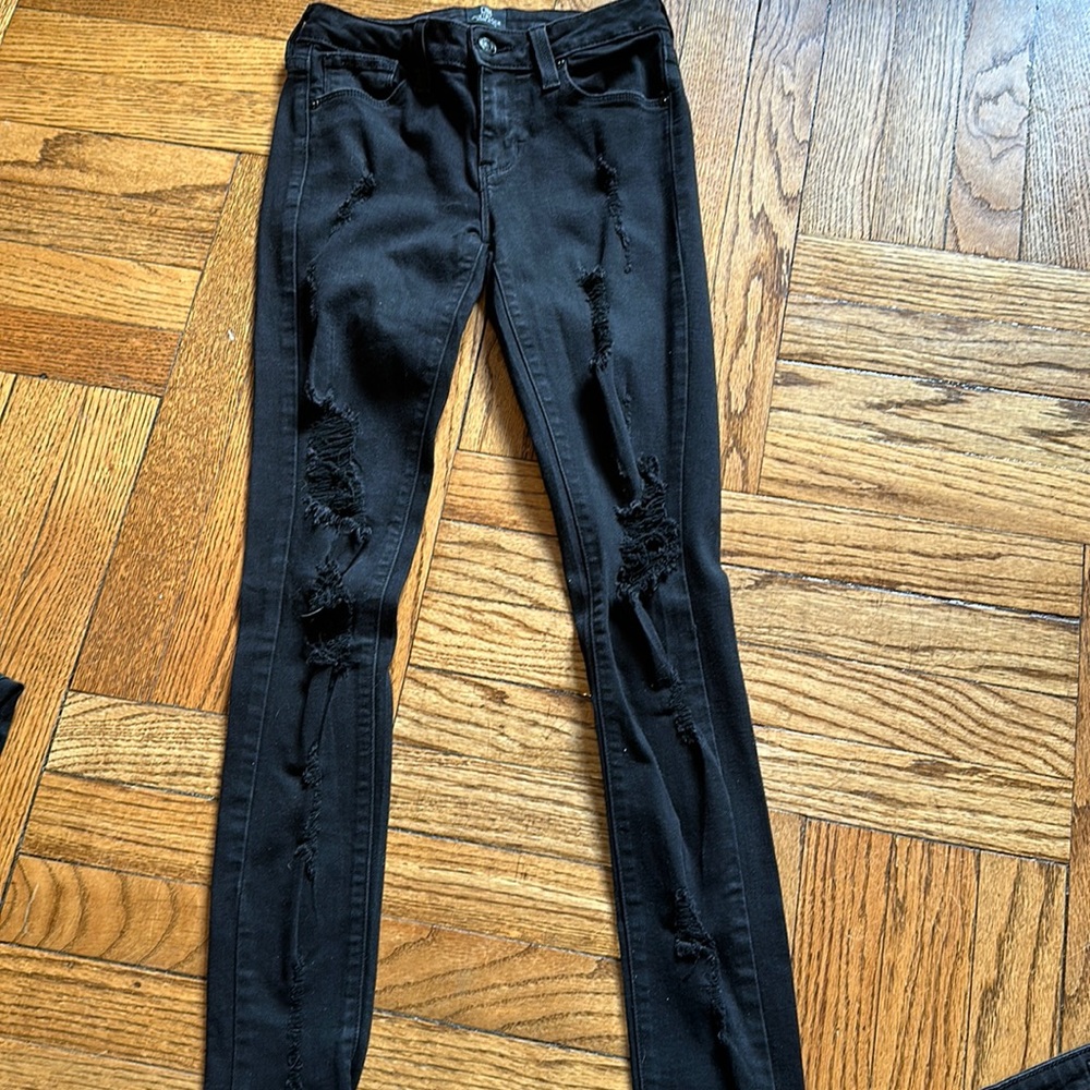 Just Black Ripped Jeans Size 26